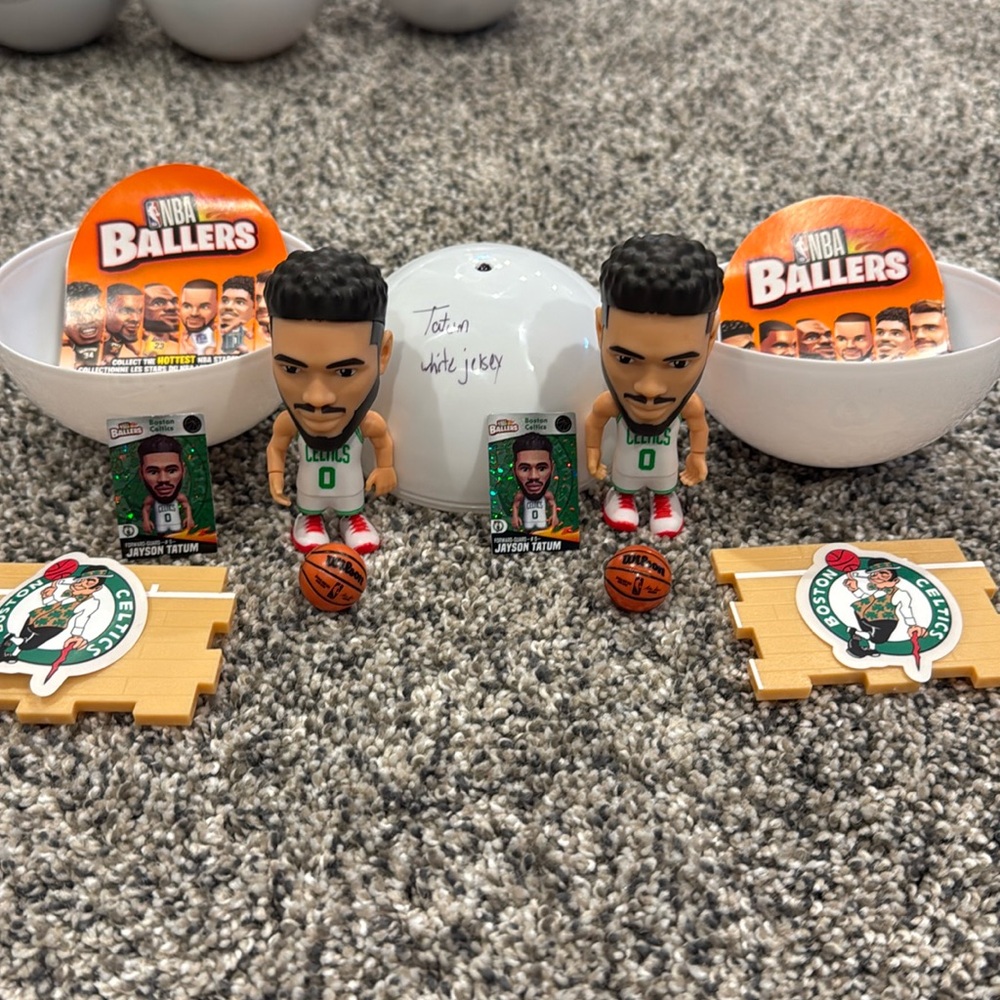 Zuru NBA Ballers 5 Surprise mystery figure, (2) Jayson Tatum, Boston Celtics